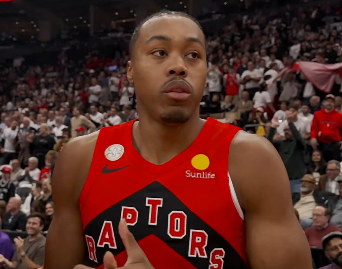 OmerOsman200's tweet photo. Kawhi Leonard, Scottie Barnes, and Collin Murray-Boyles’ jersey all have a patch above the Nike logo. 

The patch is awarded to those who have made an All-NBA, All-Defence, or All-Rookie teams this past season. 

🔥 🏆 https://t.co/0JsPIfTFr6
