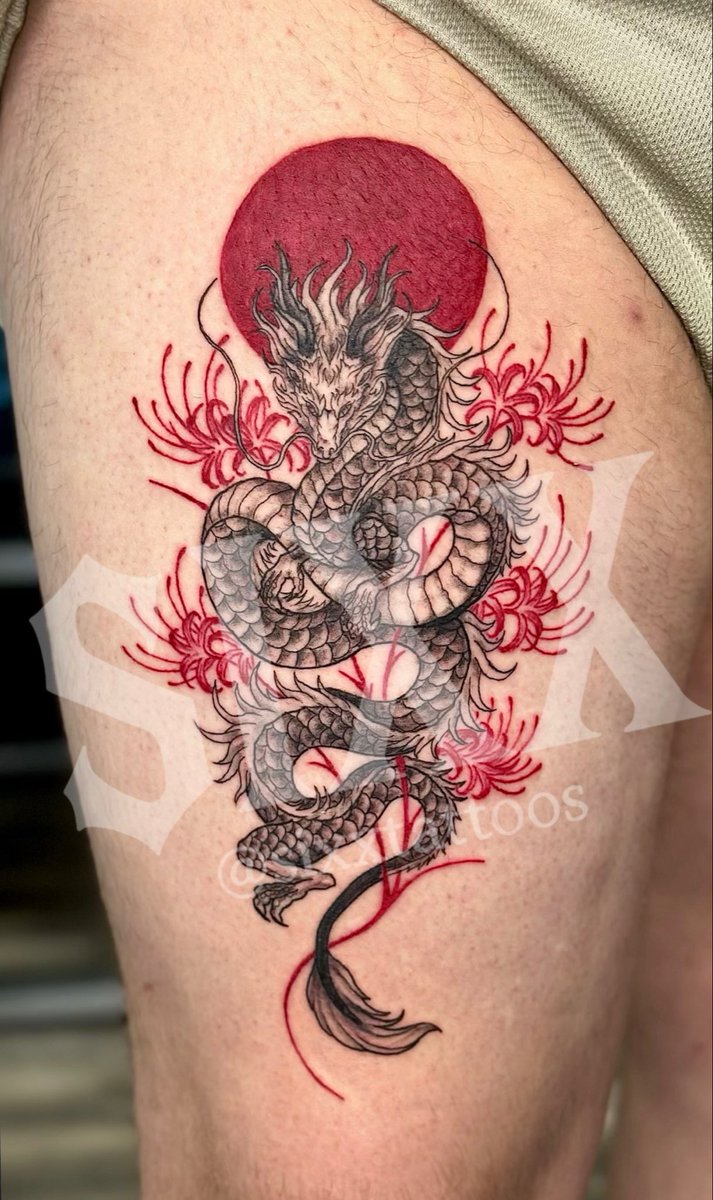 mingis_hips's tweet photo. anyway here’s some tattoos i’ve done that i’m kinda obsessed with 🫶🏻🖤 don’t mind me just showing off a little lmao

#tattooartist #tattooart #tattoos https://t.co/Btzu87ul12