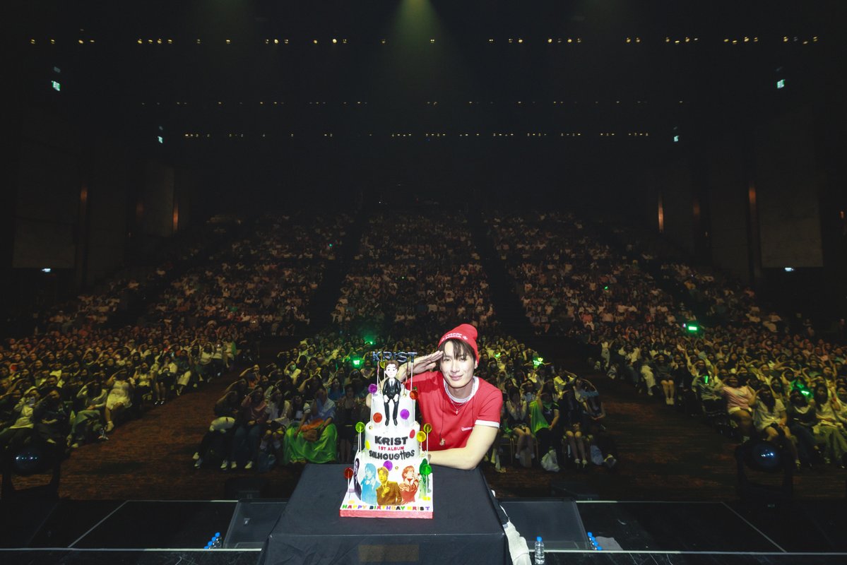 iconsiamhall tweet picture