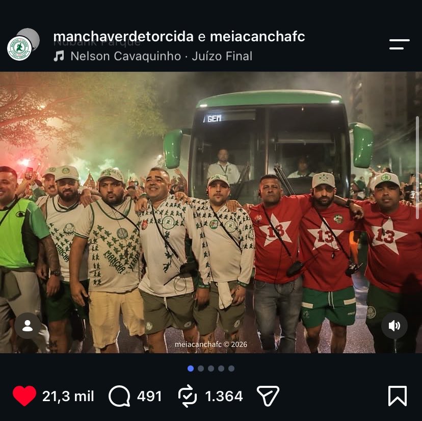 GiovannaPeruzz3's tweet photo. A página oficial da Mancha Verde deixou claríssimo de que lado está. Do lado da democracia. Que orgulho que to sentindo.

Dessa vez não é só a Palmeiras Livre, a Porcoíris, Porcomunas, Palmeiras Antifa ou Chineiras. É a maior organizada do Palmeiras https://t.co/W9yZwpZ1xk