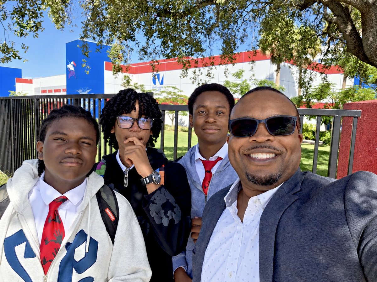 RepWilson's tweet photo. North Miami Beach Mayor Michael Joseph attended the 5000 Role Models of Excellence Project’s club meeting at North Miami Beach Senior High School. Mayor Joseph is a proud graduate of the school’s 5000 Role Models program. https://t.co/o5V474F9ZA