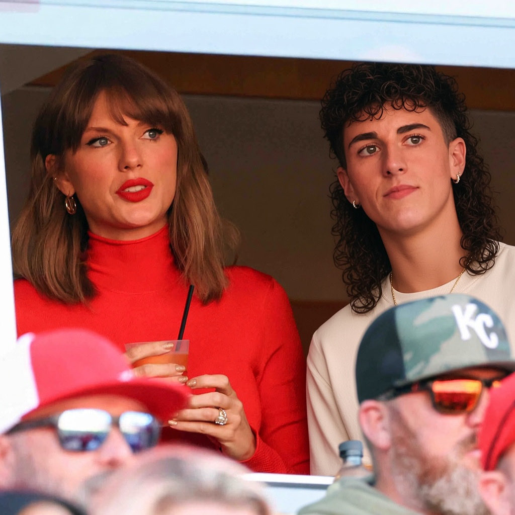FeverUpdate's tweet photo. Caitlin Clark and Taylor Swift is considering leaving California if it passes a one-time 5% tax on billionaires, per Bloomberg https://t.co/uHP2EZ5gtI