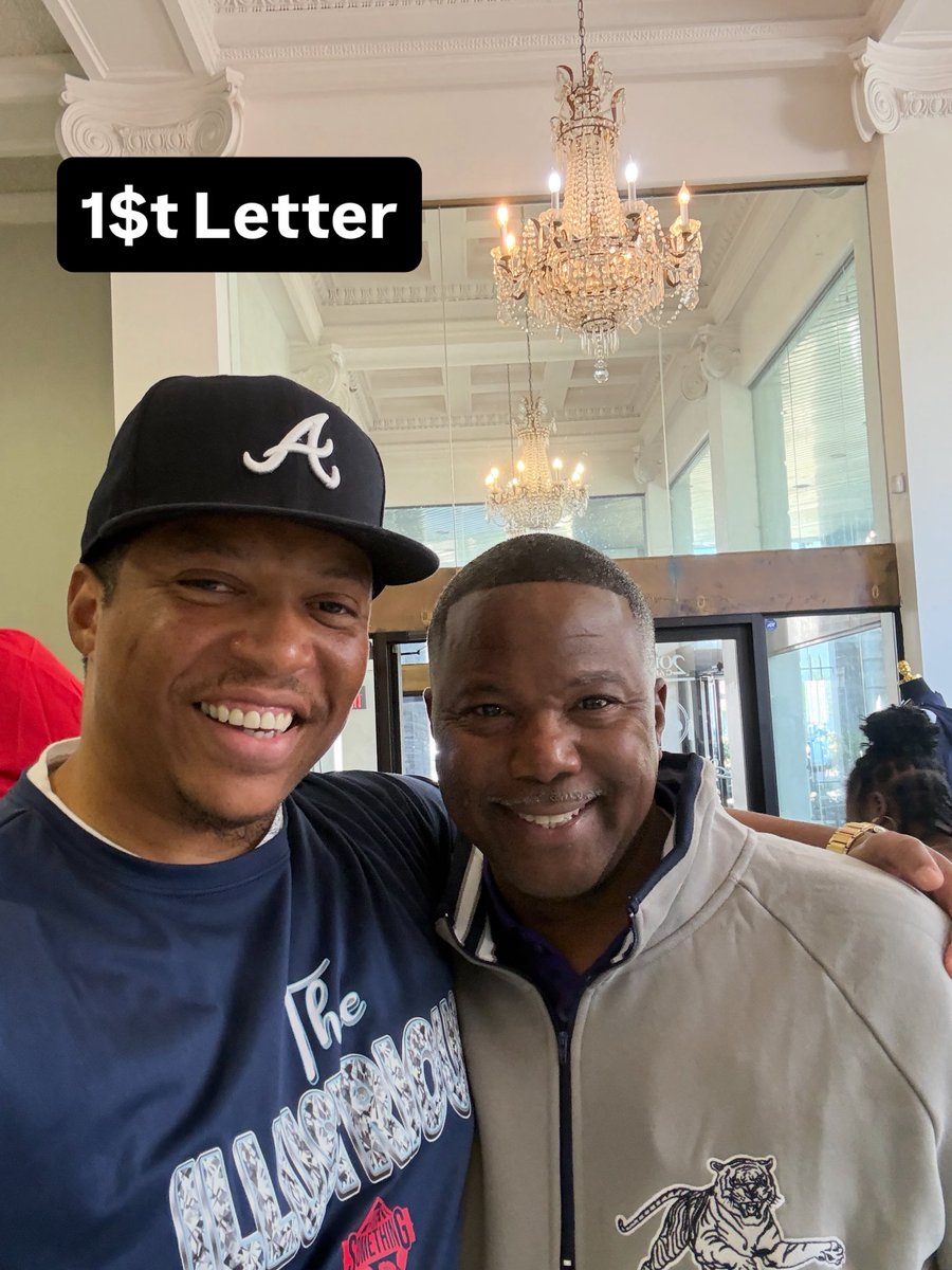 igentllc's tweet photo. I love meeting the Real Ones‼️

#jacksonstateuniversity #jacksonstate #theeilove #mississippi #hbcu https://t.co/KpJRTRN2vc