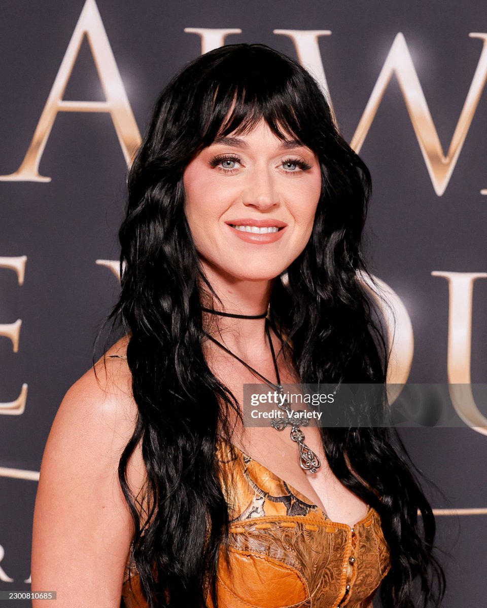 statsperry's tweet photo. Katy Perry looks beautiful. https://t.co/taQ3rZ3QT5