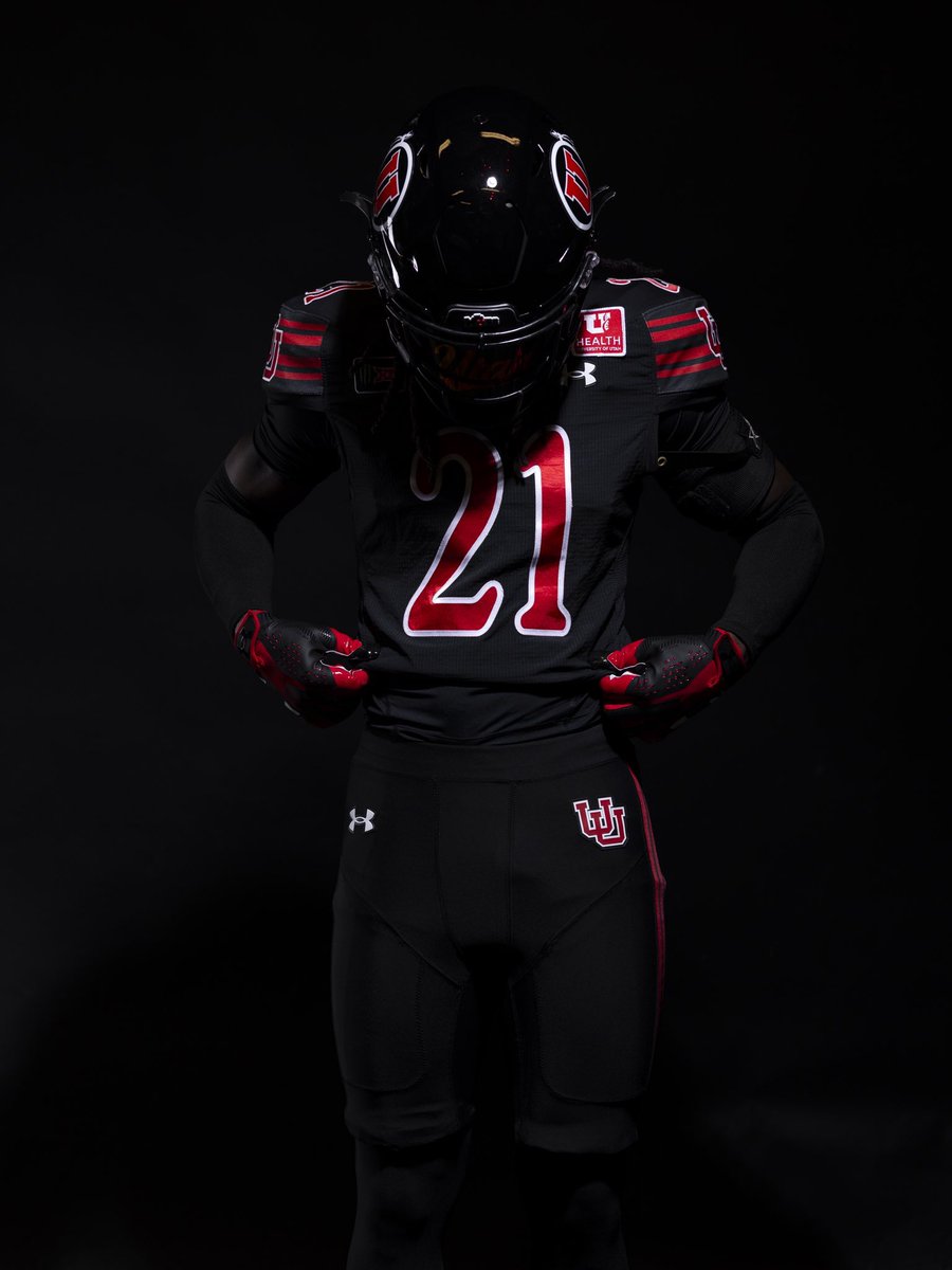 UNISWAG's tweet photo. Dark Mode for @Utah_Football 

#uniswag https://t.co/CrHq0URt3T