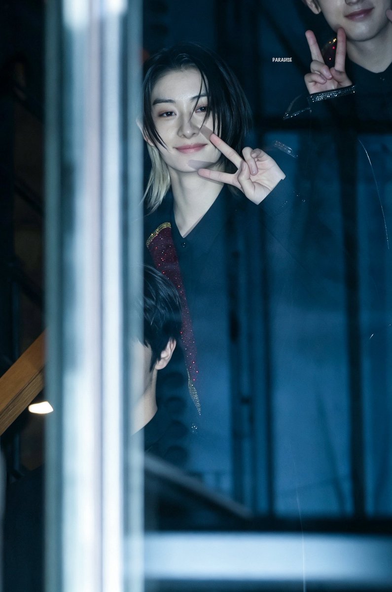 sososubway's tweet photo. hi everyone looking for #moots who stan A20 SOUL !!
 
⭐ bias : gaku, moon and zet
⭐️ she/her 🇧🇷

-- ( STAN A20 SOUL , OT15 ) 

─ superstarholic ------

♡/↺ to be moots !!

#A2OSOUL #에이투오소울 https://t.co/Dab1U4R2w6