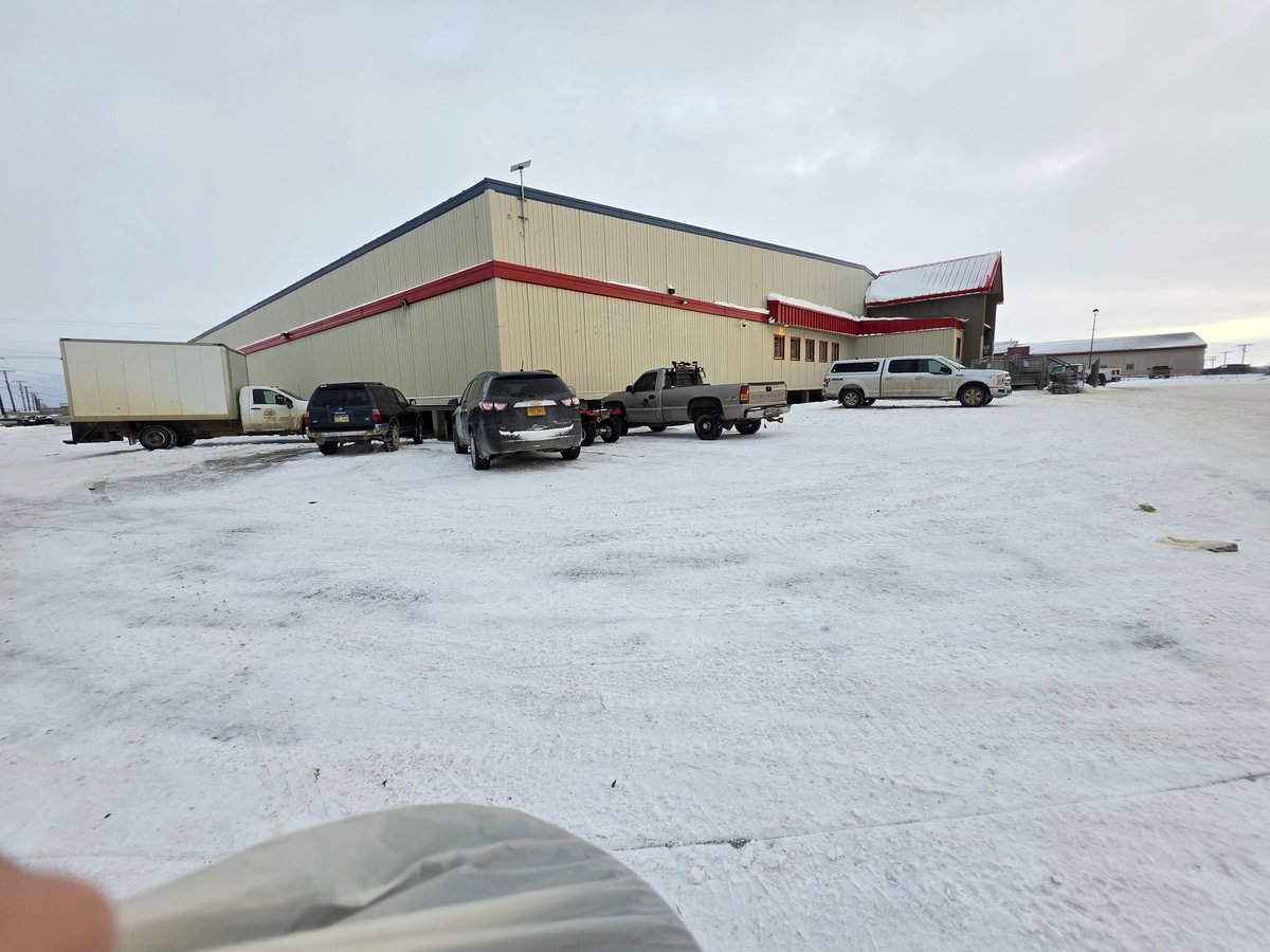 uitchenses's tweet photo. Alaska Commercial Co., Utqiagvik https://t.co/zf5xXCeygN