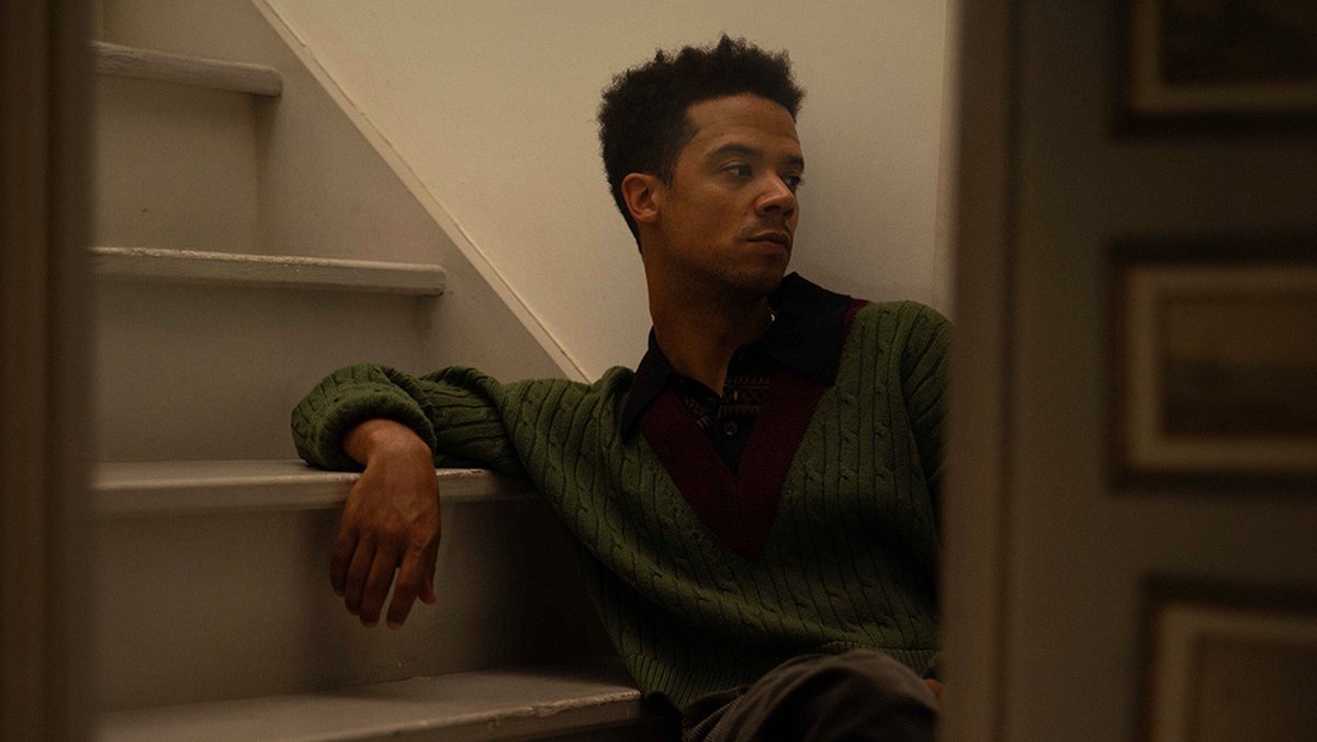 archivejacoba's tweet photo. Raleigh Ritchie’s “I HAD A FEELING” promotional photo, unedited. ☺️ https://t.co/mJN4TwG5oE