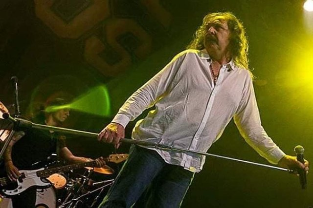 Calacap1's tweet photo. R.I.P. Saúl Blanch
#SaulBlanch 
#RataBlanca 
#RockNacional
#HeavyMetal https://t.co/Kcm1s97D5X