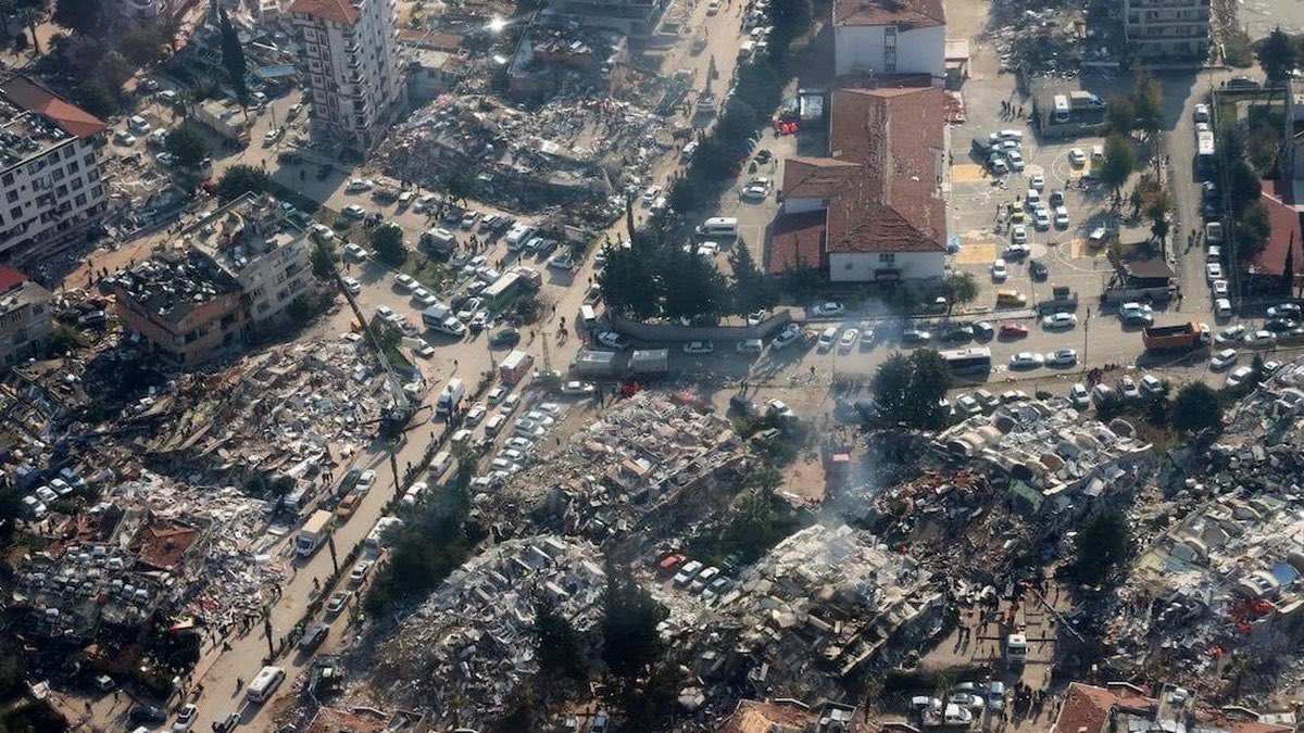 super_geki's tweet photo. Homes split in half, lives split in two: before and after February 2023. Canada helped TS2023 families start again. Let us stay and finish rebuilding. #ExtendTS2023
@MWACCanada @CdnHumanRights @MarkJCarney @braedencaley https://t.co/CWDlWSr9Wj