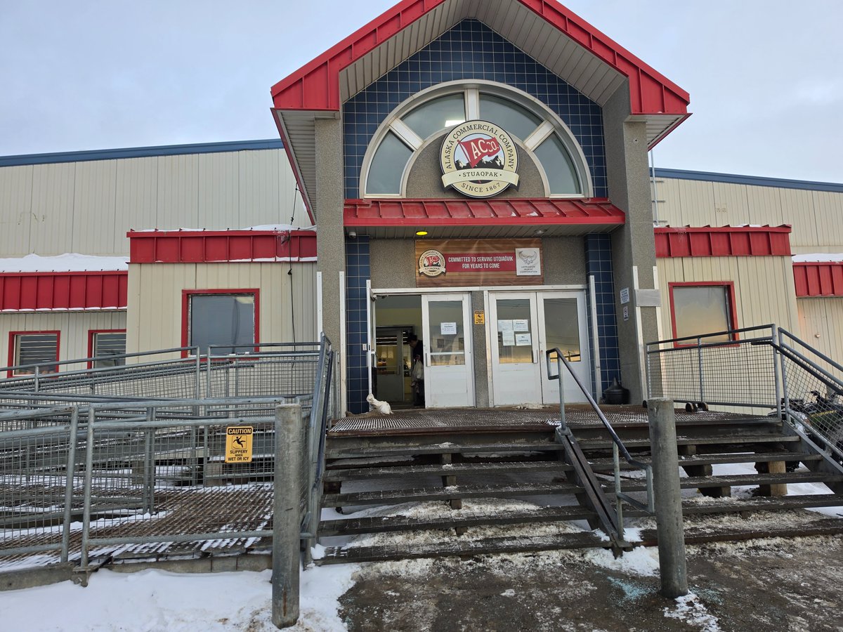 uitchenses's tweet photo. Alaska Commercial Co., Utqiagvik https://t.co/zf5xXCeygN