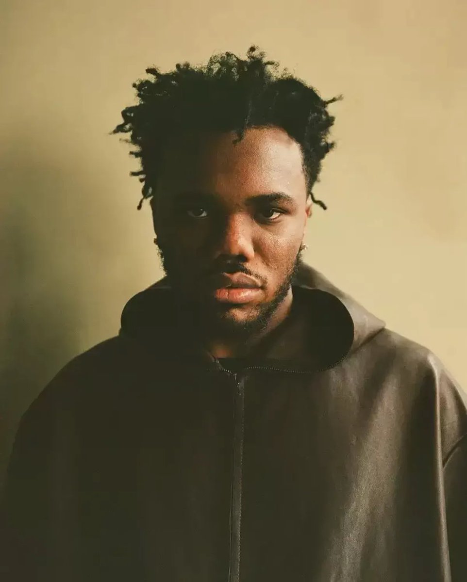 ChartUpdate_'s tweet photo. Happy 26th Birthday to Baby Keem! 

The rapper earned a Grammy Award for Best Rap Performance and continues to make his mark on modern hip-hop. https://t.co/eOWhJcDrlR
