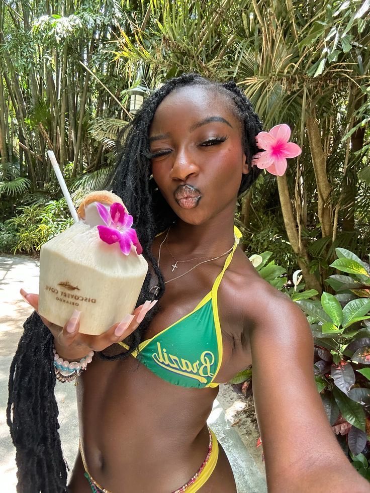 Hunt643465's tweet photo. Jamaica I Love YOU 🇯🇲💚🥥 https://t.co/H3c5vx6G8d