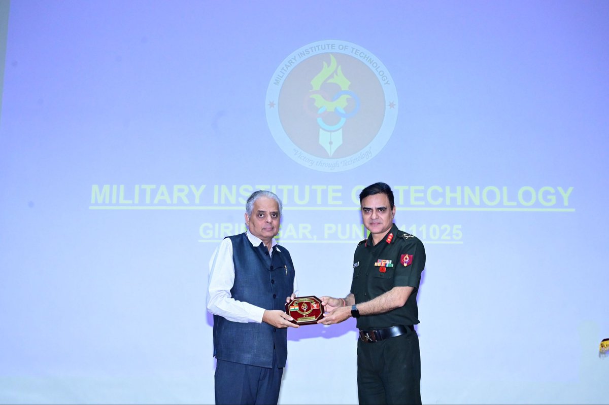 HQ_IDS_India's tweet photo. Lt Gen Raj Shukla (Retd) addressed #DSTSC09 and other courses at #MILIT on “India’s Security Challenges in a New National Security Epoch.”

Drawing lessons from ongoing conflicts, he highlighted three defining shifts: the return of hard power, technology as a driver of national security and a revolution in Military Affairs shaped by emerging technologies. 

He stressed the importance of adapting to the shift towards low-cost, precision mass and AI-driven warfare.

@DefenceMinIndia 
@SethSanjayMP 
@SpokespersonMoD 
@MIB_India 
@Gen_RajShukla