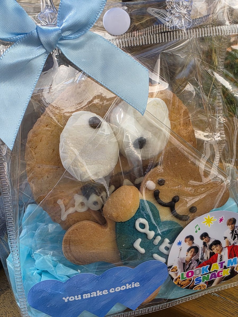 bitnabean's tweet photo. The members prepared snacks for ennve 🩵🍪

#EVNNE #이븐 https://t.co/NLmsT8CWjv