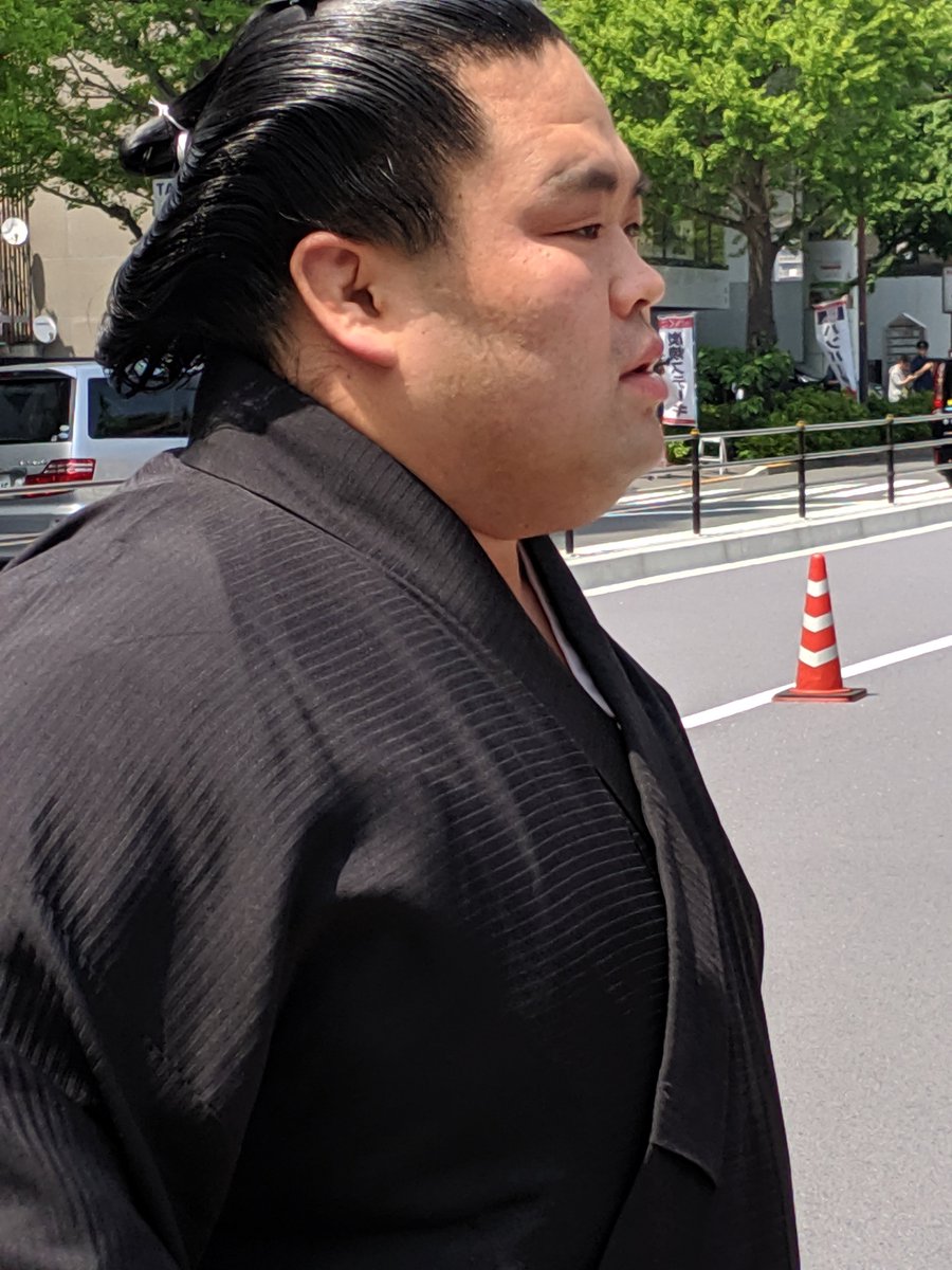 Ii4wKS3bhuXjRDr's tweet photo. 【振分親方】（元妙義龍／最高位東関脇）🎂お誕生日おめでとうございま。境川部屋の益々の御発展を願っています。

#振分親方
#妙義龍
#sumo https://t.co/qmz0oohrkG