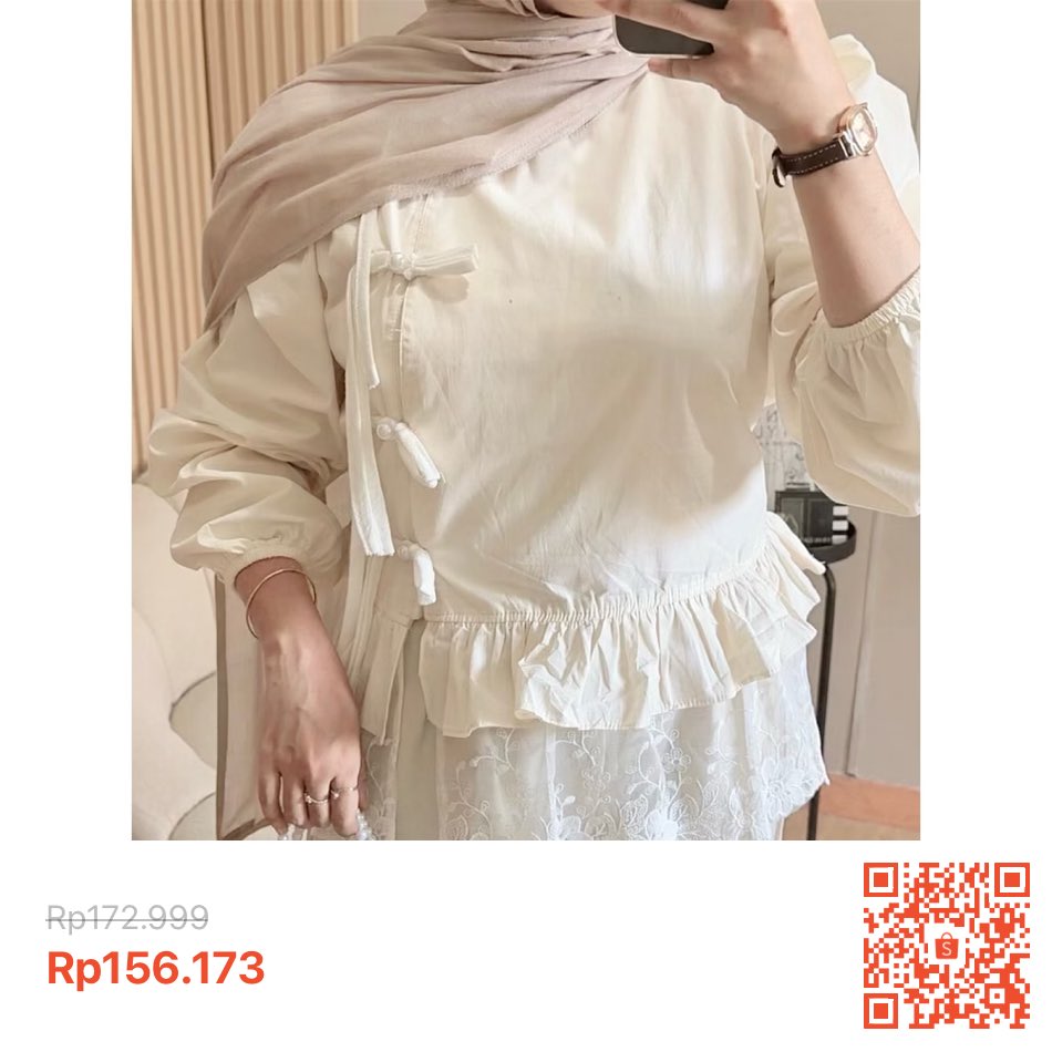 secretelyovff's tweet photo. https://t.co/Av2UiLoDin

last but not least, blouse yang satu ini juga wajib masuk wishlist kalian! 🎀 model peplumnya bikin look makin manis dan anggun. siapa nih yang langsung jatuh hati pas lihat modelnya? https://t.co/nRrpxkLxR6