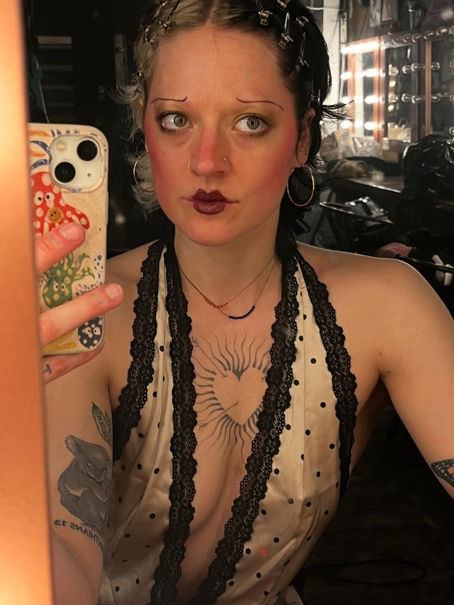 KitKatShowClub's tweet photo. Happy Humpday fans of all things nerdy! Nerd Night Feature show after 11 PM! Address in bio and on Google lol. 

8 - Close:

Skye (1)
Willow (2)
Hazel Greene (3)
Brooklyn (4)
Molly Millions
Fae Flame
Alexa Nova
Bambi
BJ McNaughty
Jupiter Haze
Lydia Lenore
Simone Swan https://t.co/yTfSo2n0pJ