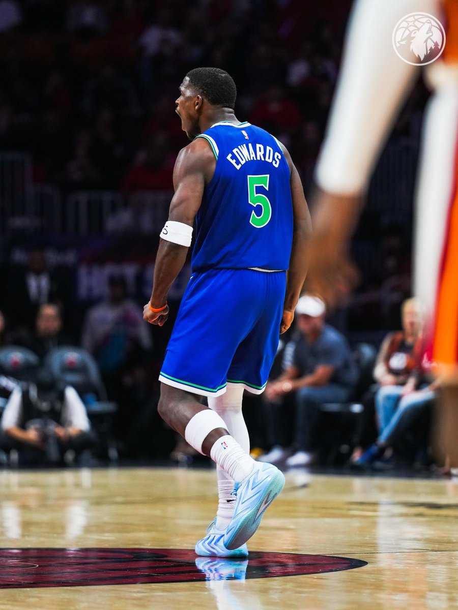 Timberwolves's tweet photo. MUST.

WATCH.

TELEVISION. https://t.co/EuhII5mCGK