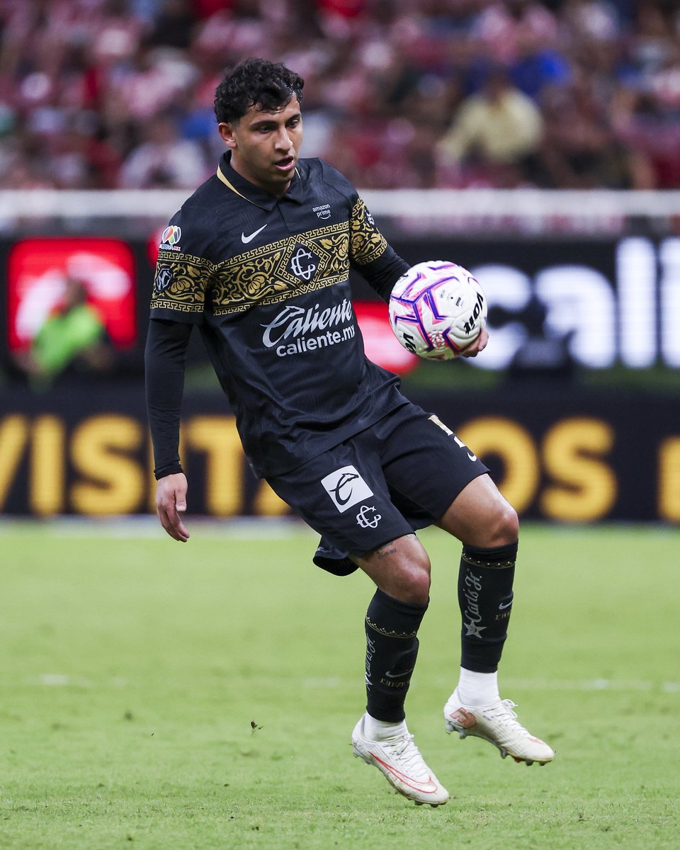 Chivas's tweet photo. 🐐❤️ https://t.co/ZLjKL9ZPPA