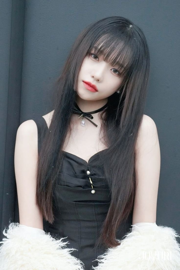 ChartUpdate_'s tweet photo. Happy 25th Birthday to Jo Yuri! 

The singer has successfully transitioned from her time with IZ*ONE into a solo career, expanding her work across music and acting. https://t.co/40AKsuFnZF