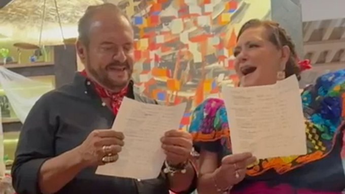 NOTIVER's tweet photo. La presidenta del INE, Guadalupe Taddei, aparece en un video conviviendo de manera familiar con José Alfredo Hernández Casillas, apoderado de Cajas Graf, una de las empresas favorecidas por la red de funcionarios electorales encabezada por la propia consejera
https://t.co/b2F2U7ud6h