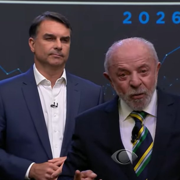 sboficial's tweet photo. 🚨 ELE É GIGANTE! Lula para Flávio Bolsonaro:

"Desafio aceito, Flávio Bolsonaro. Amanhã, às 11h, esperamos você no TSE para abertura total do sigilo. O Brasil merece saber a verdade!" https://t.co/Crs1n8ZjJT