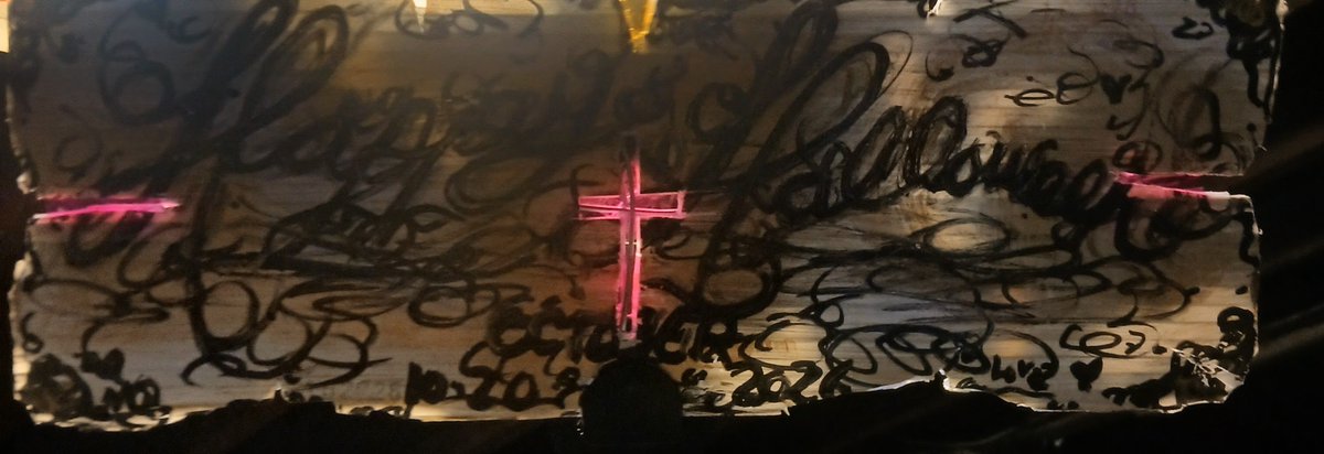 Mikeyisart's tweet photo. 🎃✝️👻🇺🇸 https://t.co/Wor1GgVY0L