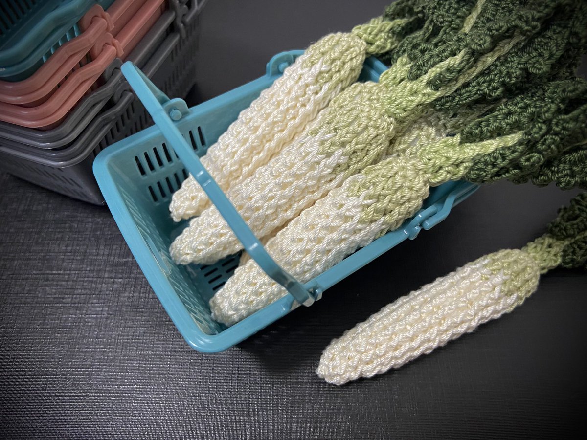 AlaKnitting's tweet photo. 編みミニ大根！
編みミニ大根！
編みミニ大根！

過去作。

#編み物 #crochet https://t.co/BwYY2HMhLS