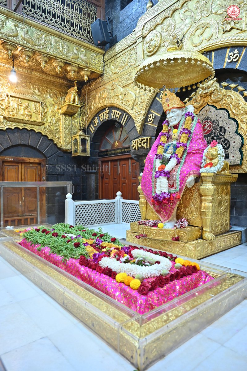SSSTShirdi's tweet photo. *!! ॐ साई राम !!*
*श्री साईबाबा संस्थान विश्वस्त व्यवस्था,शिर्डी*
*!! ॐ Sai Ram !!*
*Shri Saibaba Sansthan Trust, Shirdi*
≈≈≈≈≈≈≈≈≈≈≈≈≈≈≈≈≈ 
*आरती :-शिर्डी माझे पंढरपुर*
*गुरुवार २२ ऑक्टोबर २०२६*              *Aarti :-Shirdi majhe Pandharpur*
*Thursday 22 October 2026*