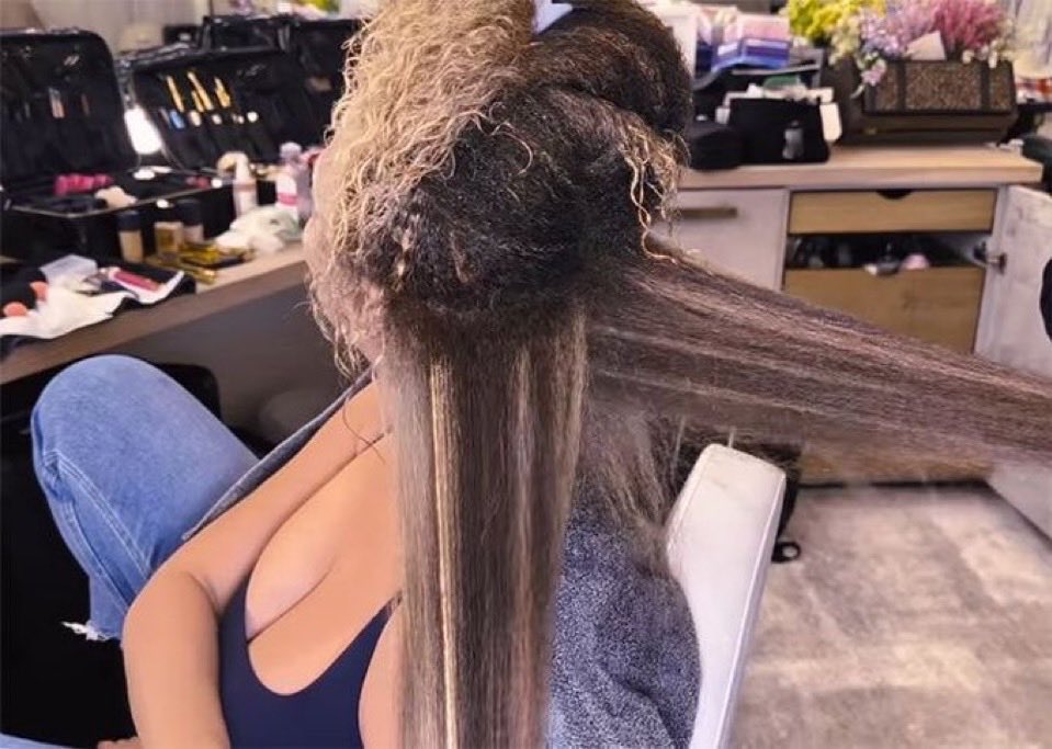 _jer_rin's tweet photo. my hair getting long as shit https://t.co/It9JJq3BZn