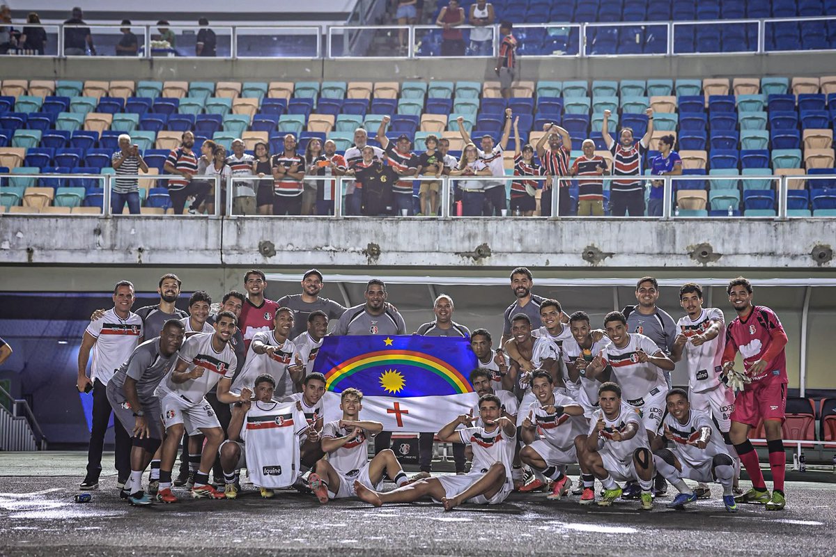 SantaCruzFC's tweet photo. SANTA CRUZ FUTEBOL CLUBE! 🐍 https://t.co/P1yuVndu69