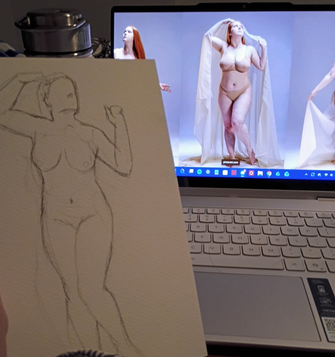 th3_carlgrimes's tweet photo. idea by @RynQuestionMark 
aphrodite but my white watercolor square is incredibly unpigmented so the foam looks bad 😭 https://t.co/j0z92zTxuo