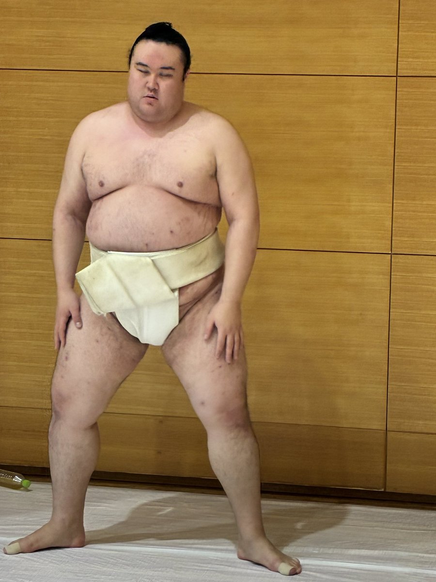 tatsudesgarcon's tweet photo. 炎鵬関・金峰山関・御嶽海関と伯乃富士関

#和気場所 https://t.co/2BuuoosAOD