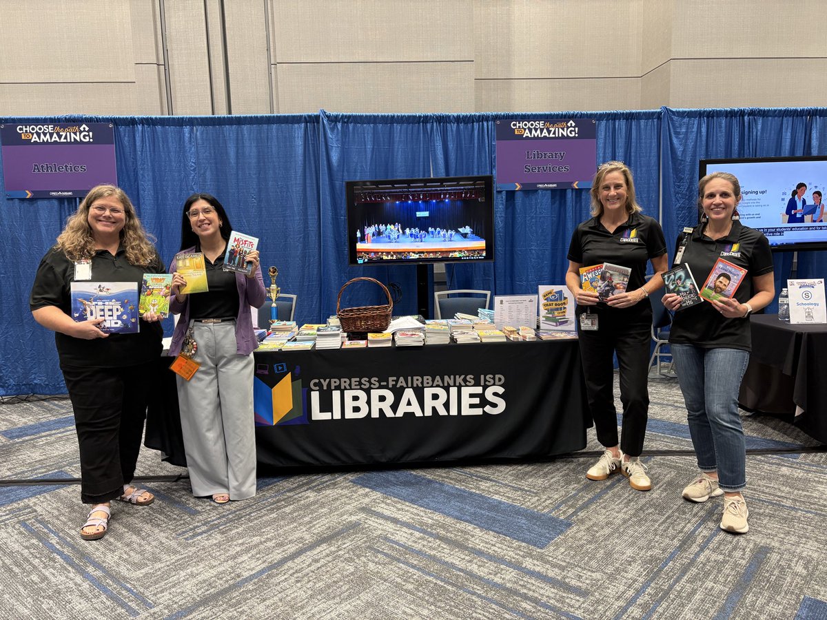 CyFairLibraries's tweet photo. Our @CyFairISD District Librarians had fun giving away FREE books from this year’s Name That Book list at the Curriculum Expo tonight!  📚❤️ https://t.co/RdhB8PjD0h