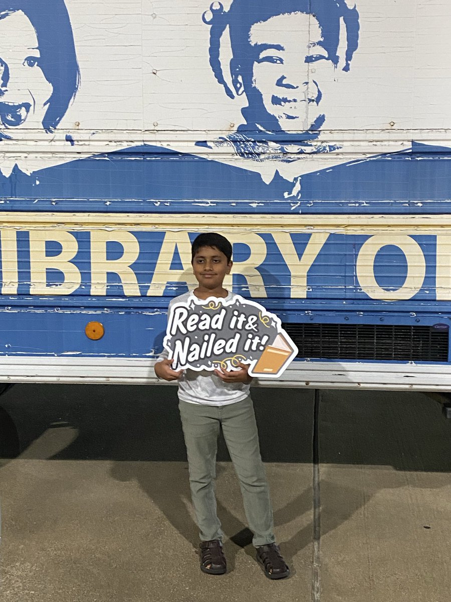 CyFairLibraries's tweet photo. Thank you to everyone who stopped by the @CyFairISD Book Bus at the Curriculum Expo tonight! 📚🚌❤️ https://t.co/8mfCXWWgNL