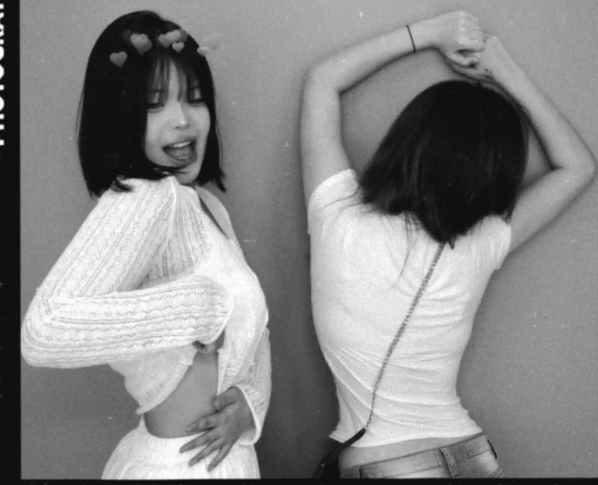 cagle128432's tweet photo. 느좋 슬렌더 모음 https://t.co/6kv7z4vUMk