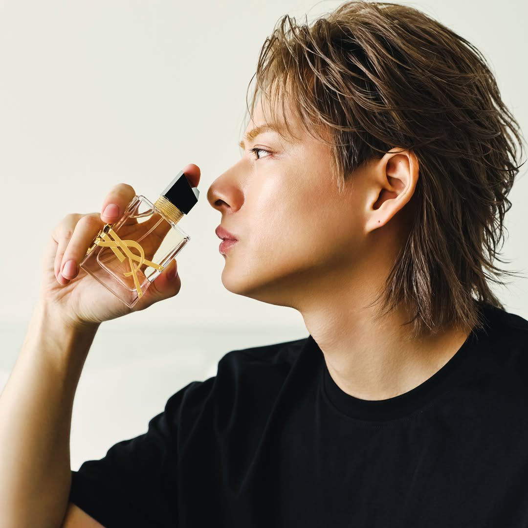 ni_ilysO129's tweet photo. #平野紫耀 起用のキャンペーンYSL Beautyリブレ売上が前年比152%を更新

YSL BEAUTY を代表するフレグランス「LIBRE」シリーズが、売上前年比152％*を更新。今季限定のサンダルウッドの香り「リブレ オーデパルファム サンタル クチュール」が大注目。 https://t.co/iCxwtRmHqw @PRTIMES_JPより https://t.co/KS20WvFULK