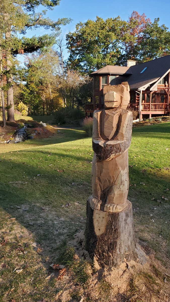 joshvklok's tweet photo. Trying my hand at chainsaw art... #chainsawart #firsttry #chainsaw https://t.co/KFjQg9gi5M