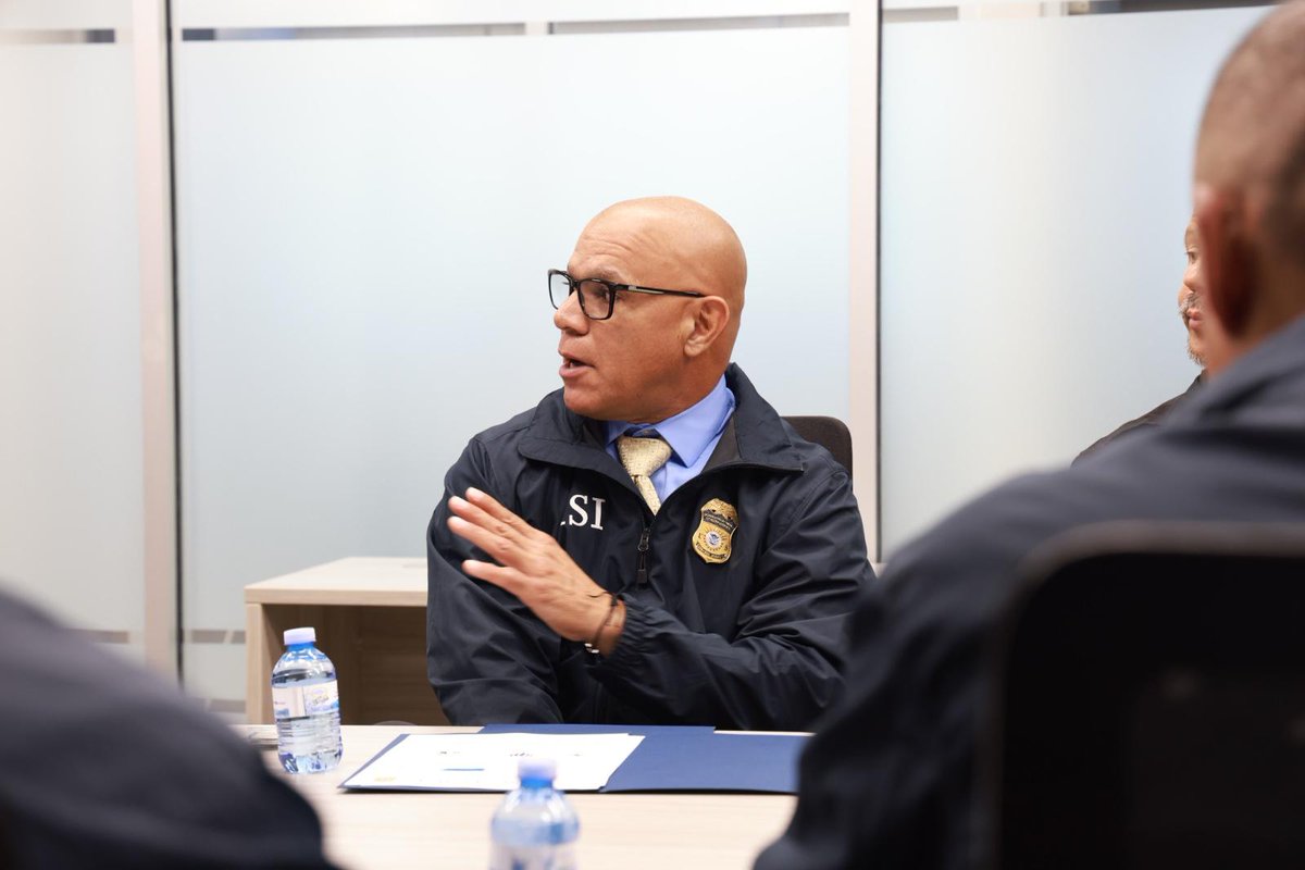 HSISanJuan's tweet photo. HSI San Juan was honored to welcome White House Border Czar Thomas Homan for an official visit.

Acting Special Agent in Charge Yariel Ramos and the leadership team provided an overview of the operational challenges within our Area of Responsibility, highlighting HSI’s efforts to strengthen border security, enforce immigration laws, and combat transnational criminal organizations, narcotics trafficking, human smuggling, fraud and child exploitation.