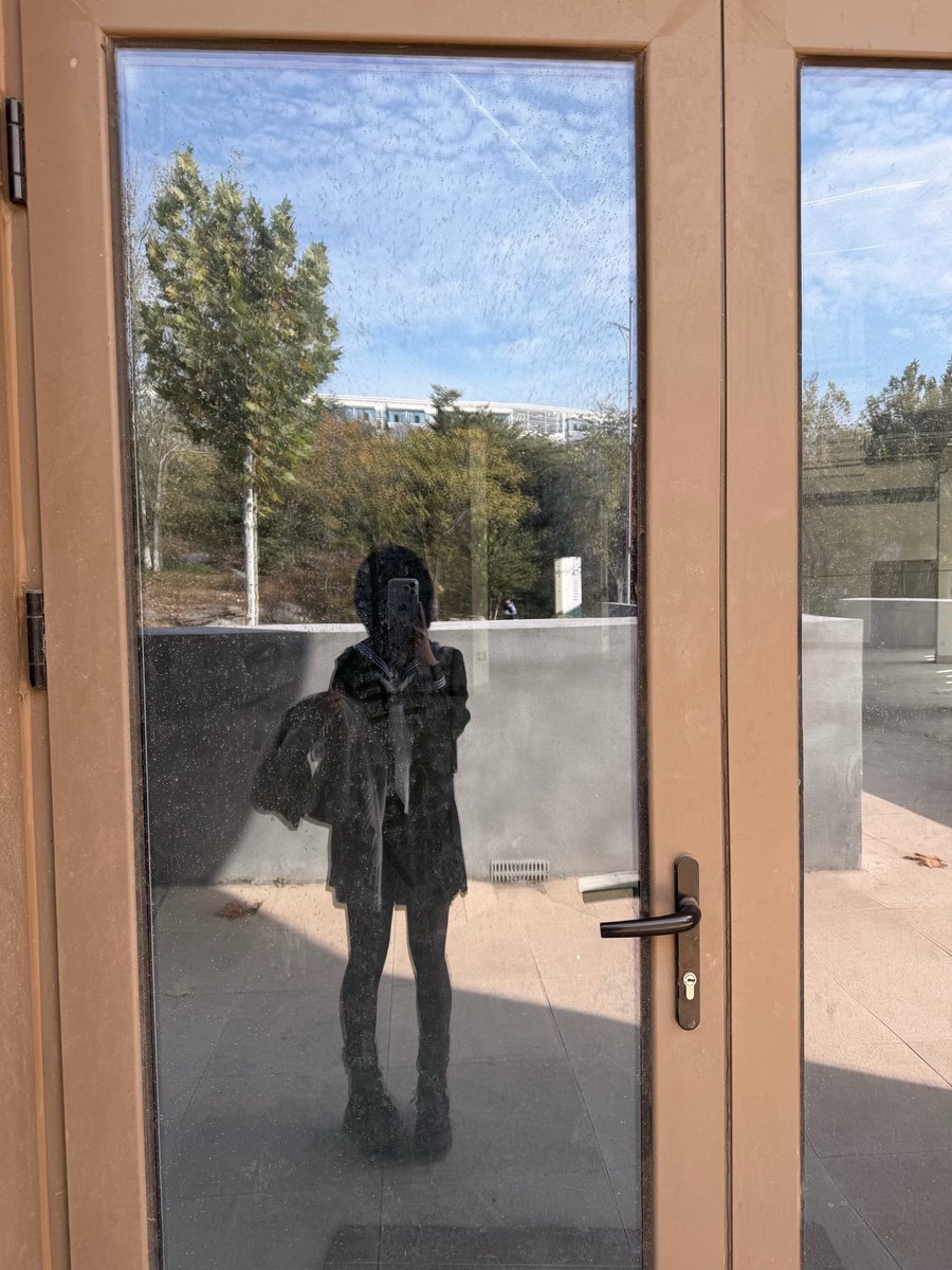 XitRmu's tweet photo. 来玩猜身高吧？！ https://t.co/1OKeVjL7al