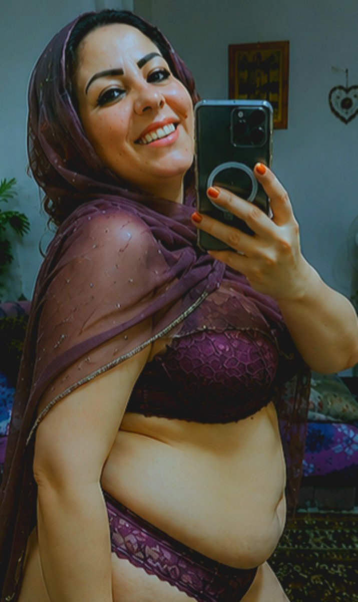 ixeqqy's tweet photo. ماما بتصبح عليكم وتقلكم خميسكم جميل مع لحم جسمي 🍑🤭 https://t.co/4VGG42J8IF