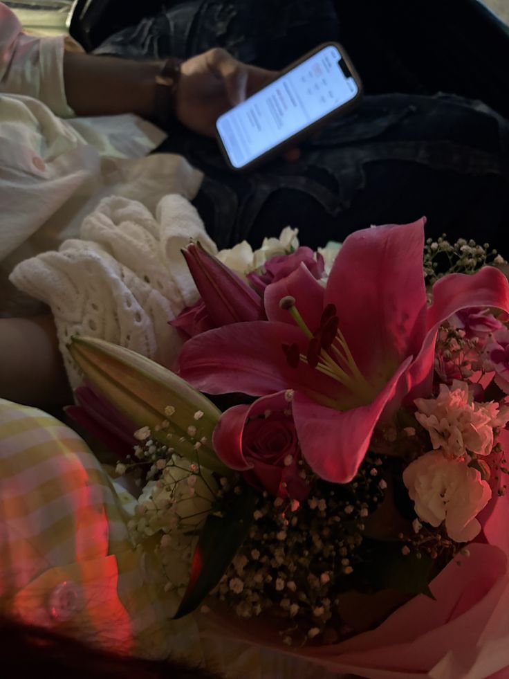 Liliestulipssss's tweet photo. https://t.co/CBMQaPwdoI