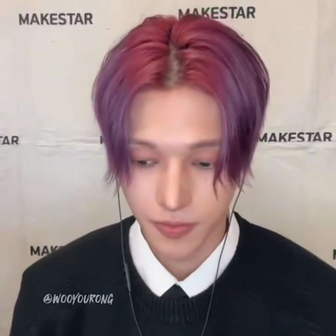 b1tesize's tweet photo. of course the bisexual got the bisexual hair https://t.co/yjzLabqApV
