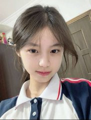 RalseiG's tweet photo. 嗷嗷～今天没上课彻底放飞自我📷～
有人看喷泉吗？

好无聊 来X发泄了

流言66，，我秒发 🦀 https://t.co/GAjDlBvctk
