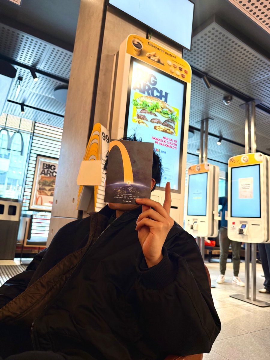 oo1inp's tweet photo. 最北的麦当劳 https://t.co/m1pMaUyu98