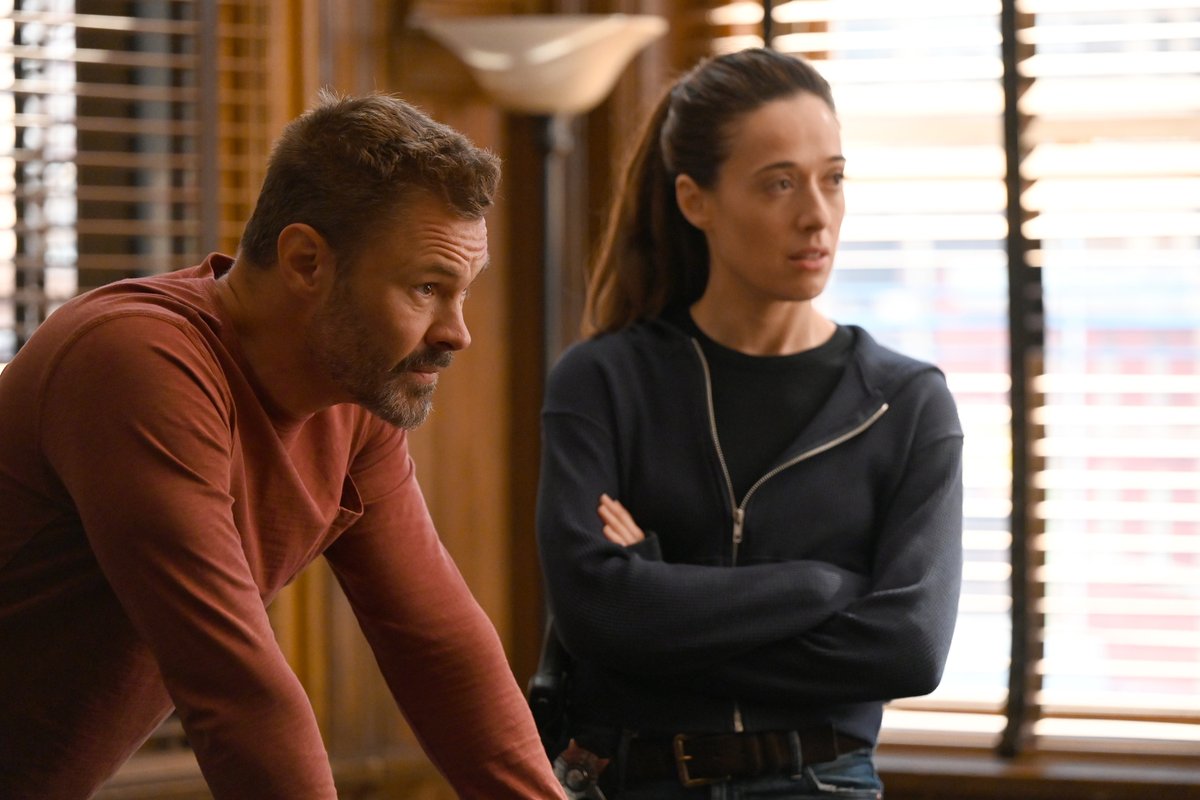NBCOneChicago's tweet photo. Let's talk about tonight's episodes, ChiHards! https://t.co/iMHmjxbCj1