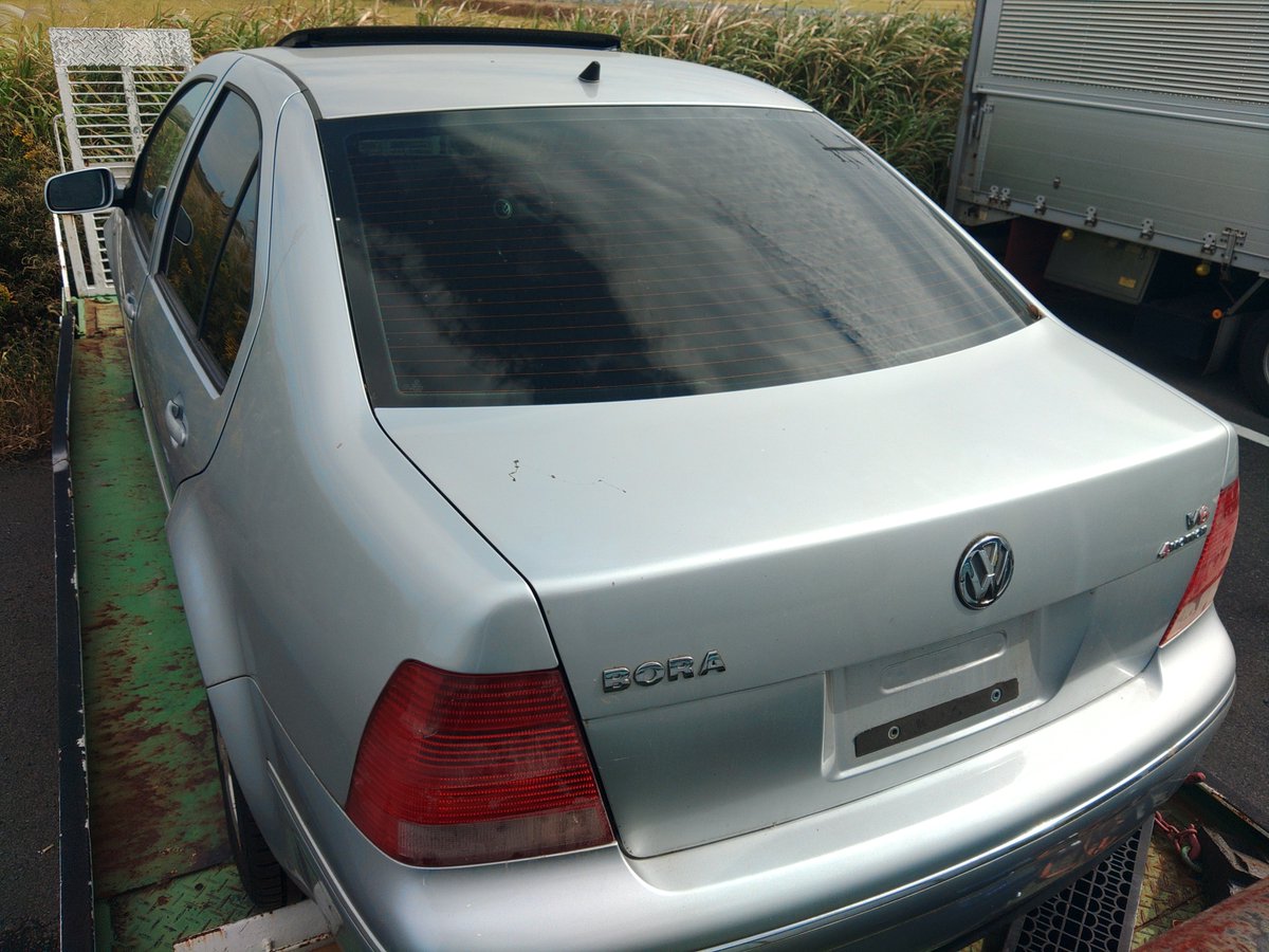bacchigoo's tweet photo. 平成16年式
フォルクスワーゲン・ボラ
VR6 4WD 6速MT
走行16万キロ
検なし
サンルーフ付
の車体が入荷しました
普通に動いたので走る、曲がる、止まるは問題ないかとおもいます
現状で25万円程度ですがよろしかったら如何でしょうか
サンルーフ付MTのシビックフェリオが買えないとお悩みの方にもお勧め https://t.co/w2FSN8hdFh