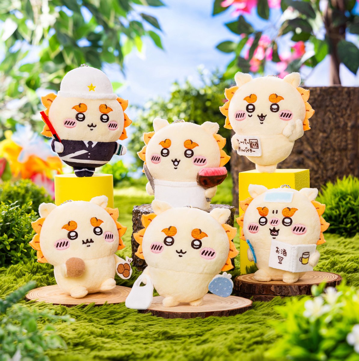 oricon's tweet photo. 『ちいかわ』シーサーだらけくじ登場
ずっしりかわいい超BIGぬいぐるみなど
⠀
🍜一緒に食卓も囲めま～す
「郎」どんぶり型ポシェットなど全12種
https://t.co/lEDYhnxo7Y
⠀
超BIGぬいぐるみ
鎧なシーサーぬいぐるみ
フェイスクッション　など https://t.co/EjsNCml1TS
