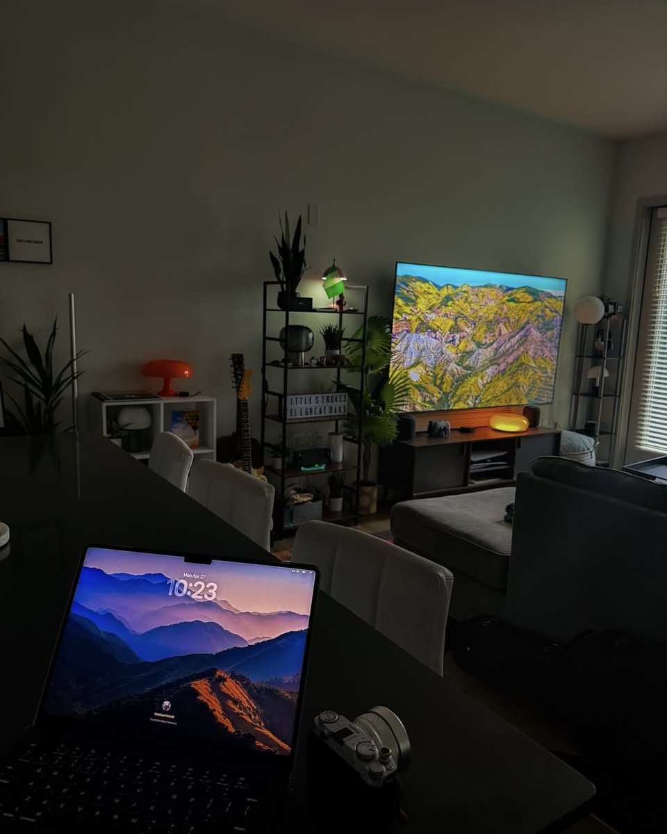 Intermoodd's tweet photo. cozy home aesthetic￼ https://t.co/7SEIltCvuT
